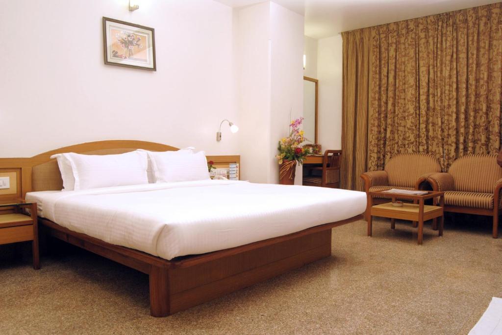 The Ambience Hotel Pune Zimmer foto
